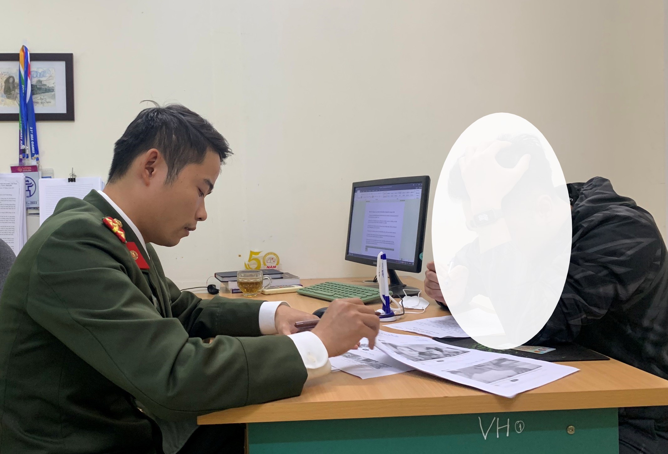 Phòng An ninh chính trị nội bộ: Phạt vi phạm hành chính 5 triệu đồng 01 trường hợp  hướng dẫn đốt các loại pháo nổ